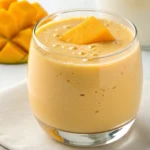 Cremiger Mango Lassi im Glas – Mango Lassi Rezept